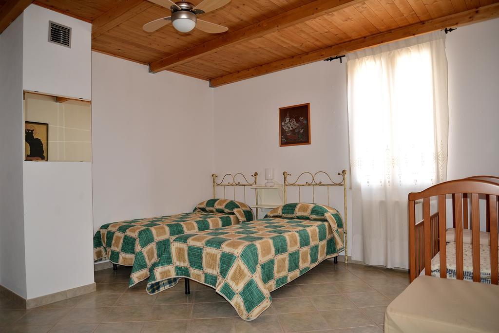 B&B S'Incontru Galtelli Ngoại thất bức ảnh